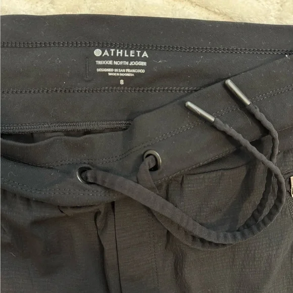 Athleta Trekkie North Jogger in Black - Picture 6 of 6
